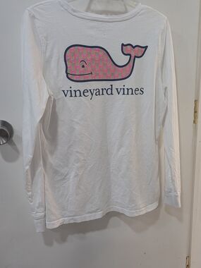 Vineyard Vines White Long-Sleeve Tee with Pink Patterned Whale